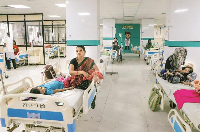 Lack of medical facilities has become a major problem at Dr. Shankarrao Chauhan Hospital, Nanded. Photo: INN
