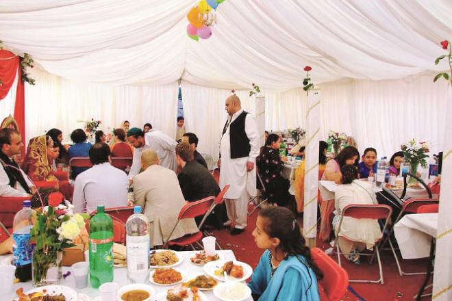 Extravagance in food and lavish spending on decoration are commonplace in the society now. Photo: INN