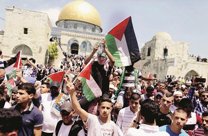 The oppressed Muslims living in the land of Palestine have been struggling according to their ability to get out of the oppression of the Jews for a long time. Photo: INN