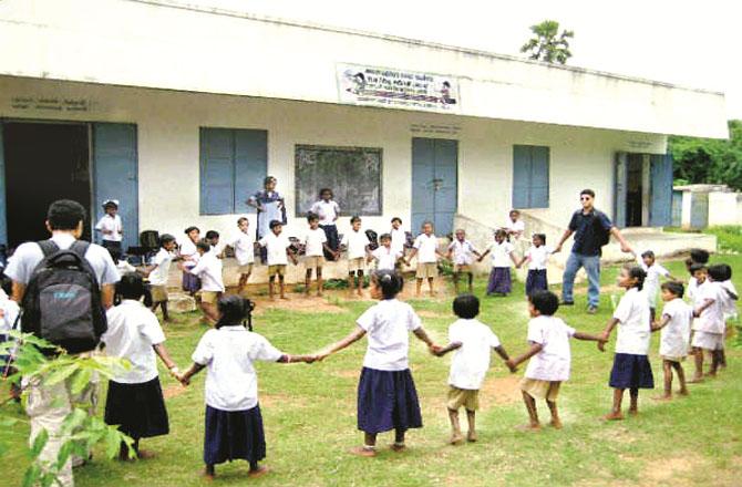 There is concern over the proposal to hand over government schools in the state to corporate companies.