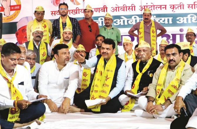 Devendra Fadnavis during a meeting with the protesting OBC representatives at Sanvidhan Square in Nagpur. Photo: PTI