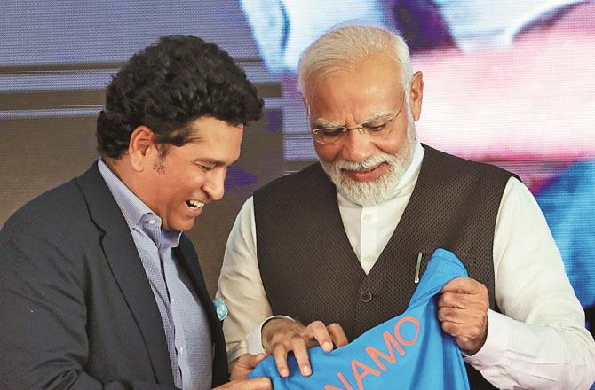Prime Minister Narendra Modi and master blaster Sachin Tendulkar. Photo: PTI