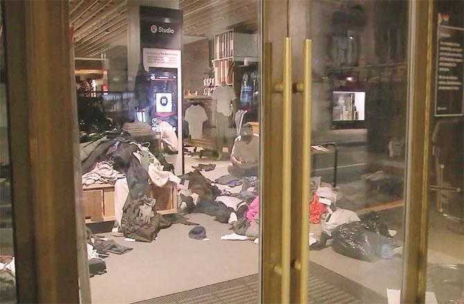 Store condition after looting in Philadelphia. Photo. INN