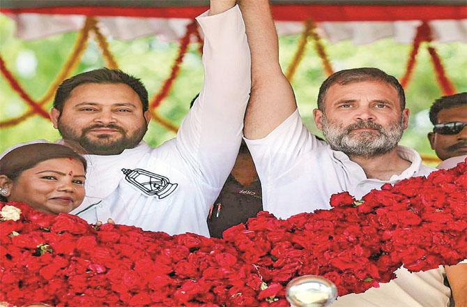 Rahul Gandhi and Tejashwi Yadav during a rally in Bhagalpur. Photo: INN