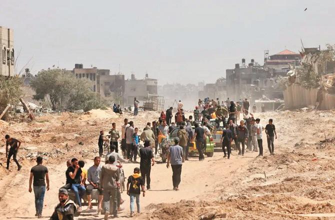 Palestinians who went to Rafah due to the Israeli attack are forced to return to the devastated Gaza. Photo: INN