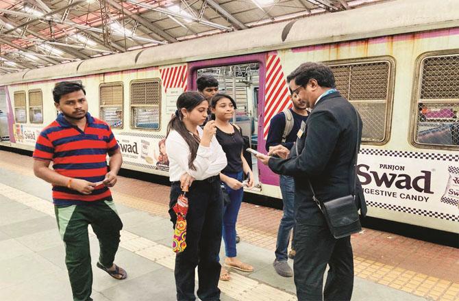 Western and Central Railways took action against ticketless passengers and received a fine of crores of rupees. Photo: INN
