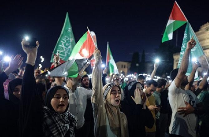 A scene of the martyrdom of Ismail Haniyeh in Istanbul, the capital of Turkey. Photo: PTI