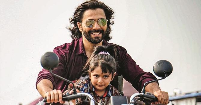 Varun Dhawan can be danced in a scene from the movie `Baby Jaan`. Photo: INN