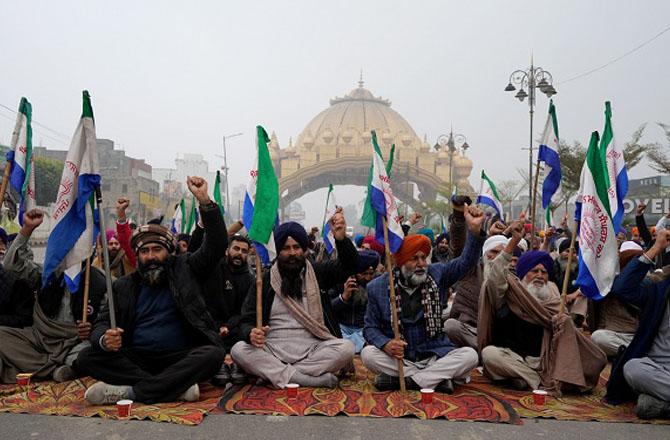 Farmers protesting in Amritsar. Photo: PTI