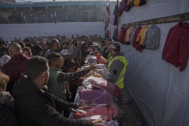 Winter commodities have become expensive in Gaza`s markets. Photo: X