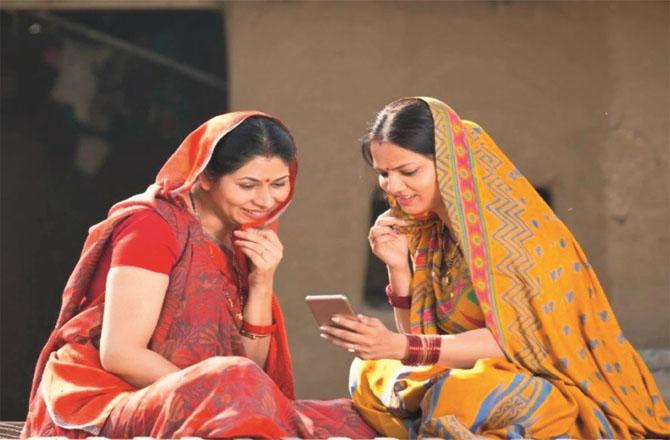 The beloved sisters are waiting for the next installment to be deposited in the bank. Picture: INN