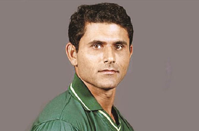 Famous Pakistani player Abdul Razzaq. Photo: INN.