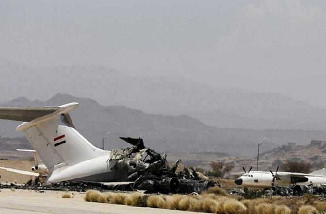 After the attack, the condition of the planes can be seen at the airport. Photo: X