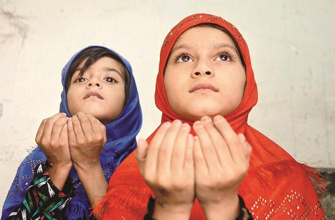 Parents groom their children from childhood and inculcate good habits in them. Photo: PTI