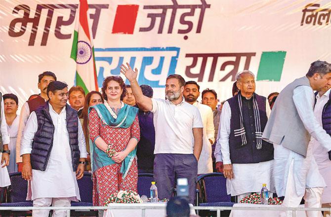 Rahul Gandhi, Priyanka Gandhi, former Rajasthan Chief Minister Ali Ashok Gehlot and others during the Bharat Jodo Naya Yatra. Photo: PTI