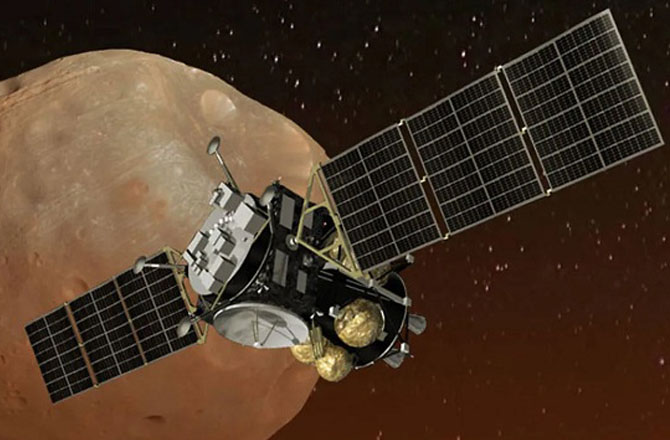 جاپان کا مارٹن مونز ایکسپلو ریشن مشن( Martian Moons exploration Mission): مریخ پر ابھی تک ناسا کے بعد ہندوستان اورچین نے حال ہی میں برسوںمہم چلائی ہے۔ اب اس فہرست میں جاپانی اسپیس ایجنسی&rsquo;جاکسا&lsquo; کا نام بھی شامل ہونے والا ہے۔ ستمبر ۲۰۲۴ء میںجاکسا ایک خاص روبوٹک مشن جس کا نام &rsquo;مارٹن مونز ایکسپلوریشن یا ایم ایم ایکس &lsquo;ہوگا، یہ مریخ کے چاند&rsquo; فوبوس &lsquo; اور&rsquo; ڈیموس&lsquo; کے نمونے بھی زمین پر لائے گا۔