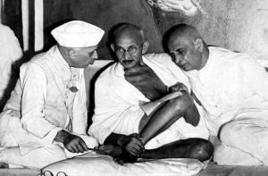 گاندھی جی کے نظریات سے متاثر اہم سیاسی لیڈران