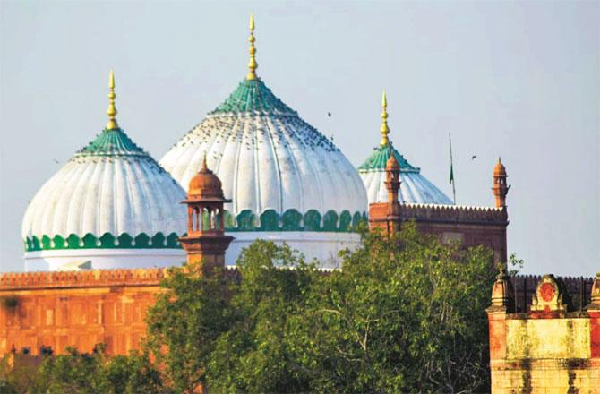 Mathura`s Shahi Eidgah Mosque, which is falling in the eyes of sectarians. Photo: INN