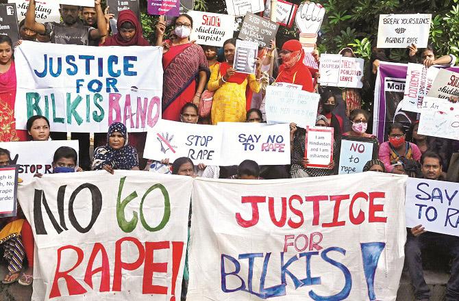 Demonstrations were held across the country by justice advocates to bring justice to Bilquis Bano. Photo: INN