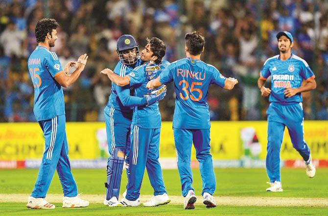 Team India players celebrating after the win. Photo: PTI
