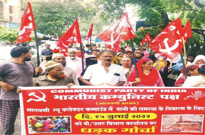 A large number of people were involved in the march taken up to `P` ward against water shortage. Photo: INN