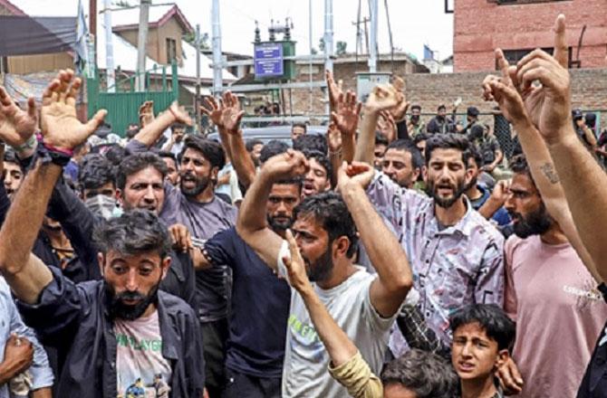 A scene from the Baramulla protest. Photo: PTI