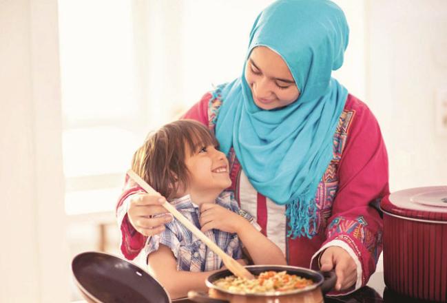It has become necessary to create attraction among children with homemade food. Photo: INN