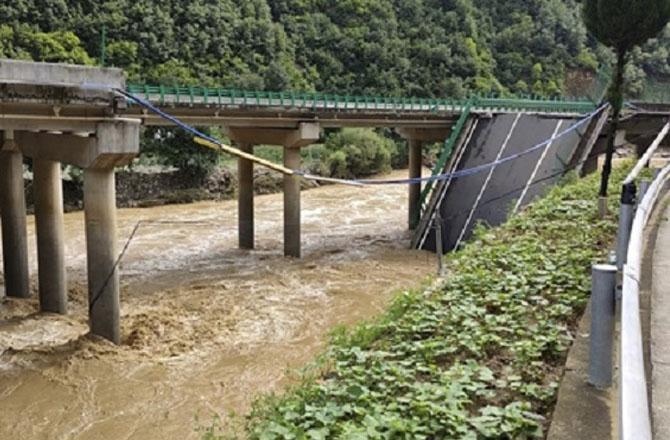 A view of a collapsed bridge in China. Photo: PTI