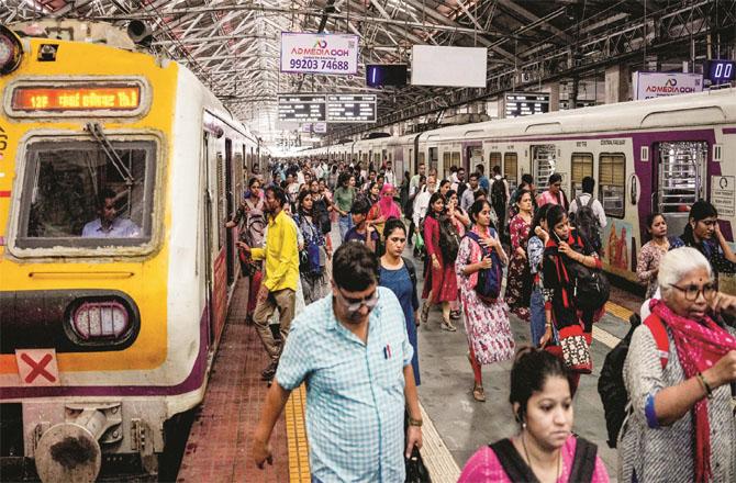 Mumbai`s local train commuters are disappointed with the general budget. (Photo: PTI)