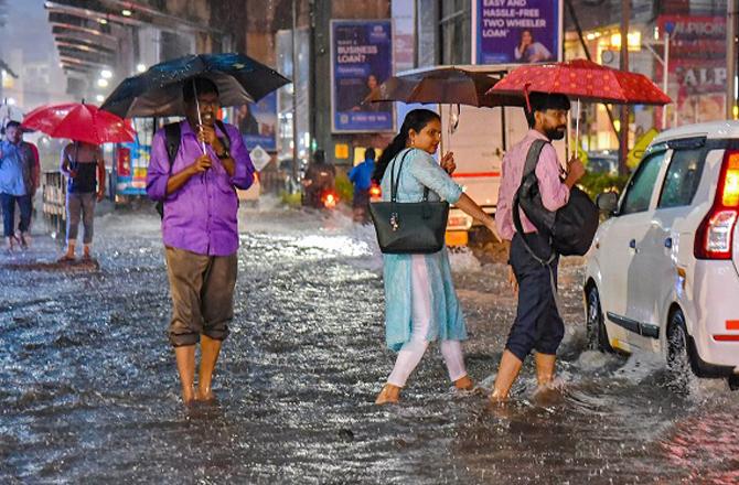 Districts of North and East India are expected to get relief from heat soon. Photo: INN.
