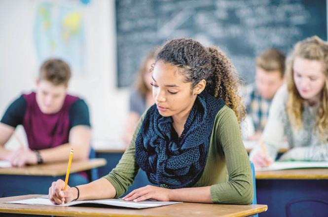 Many students are excited at the beginning of the new academic year but gradually their enthusiasm starts to cool down, they should know the reason and get rid of it. Photo: INN