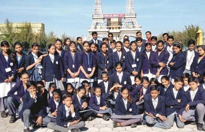 Barring Delhi, Maharashtra and some states of South India, government schools across the country are lamenting their plight. Photo: INN