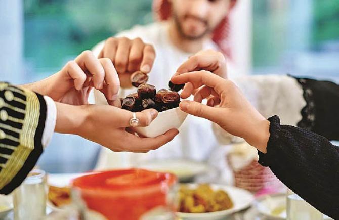 Dates are useful in suhoor. Photo: INN