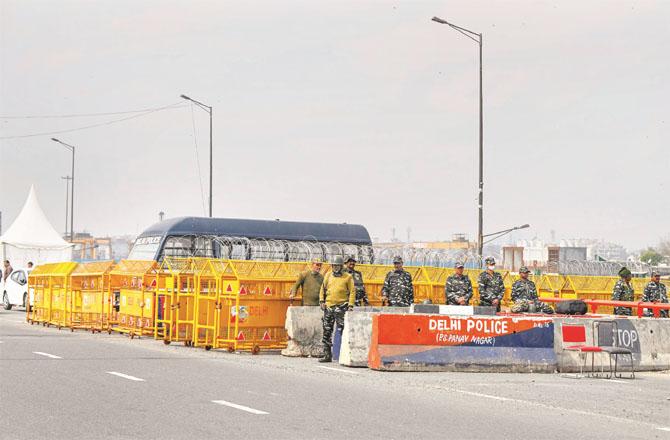 Officials of the Delhi Police Force have set up a block. (PTI)