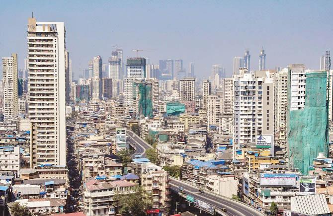 In the quarter of 2022-23, real estate increased by 7%. Photo: PTI