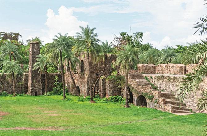 Stairs to the fort wall