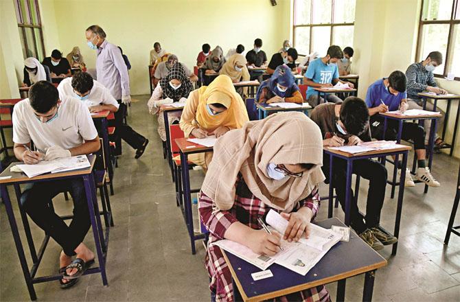 NET Exam centers have been established in 557 cities across the country. Photo: INN