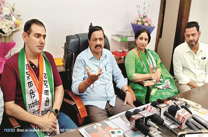 Sunil Tatkare expressed anger at those who spread rumors of changing the constitution. Photo: INN