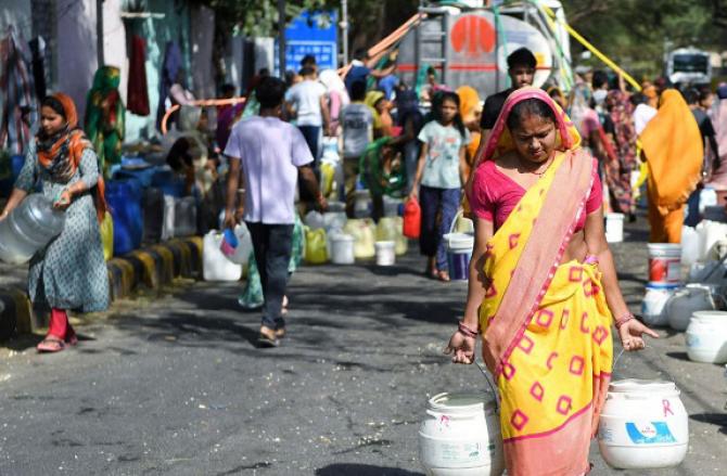 Water Crisis in Delhi. Photo: INN