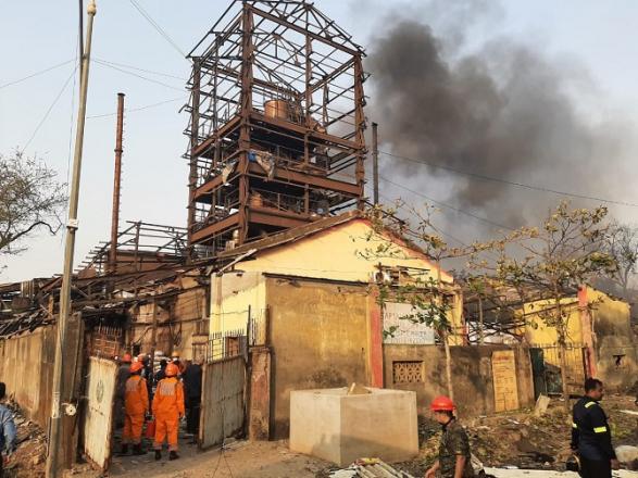 A fire incident has occurred in this factory of Thane. Photo: Satij Shinde