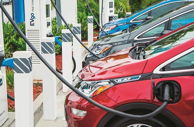 The demand for electric vehicles has increased. Photo: INN.