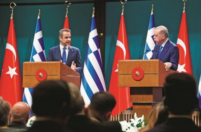 Turkish President Recep Tayyip Erdogan addressing a press conference. Photo: INN