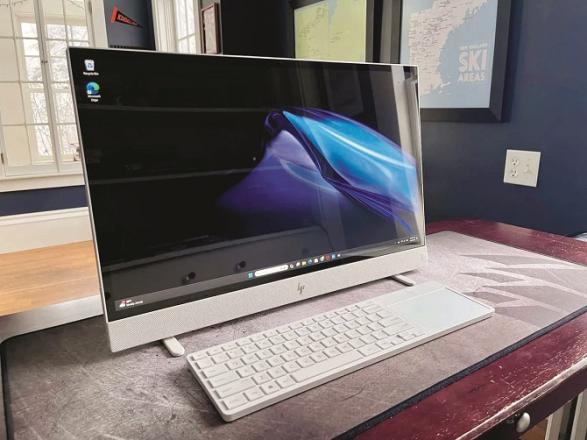 This image shows how this computer looks from the front. Photo: INN.