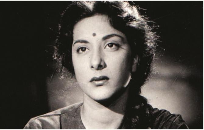 Actress Nargis who played all kinds of roles. Photo: INN