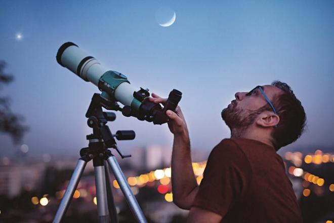 Allah Ta`ala has also urged man to reflect on the universe. Photo: INN