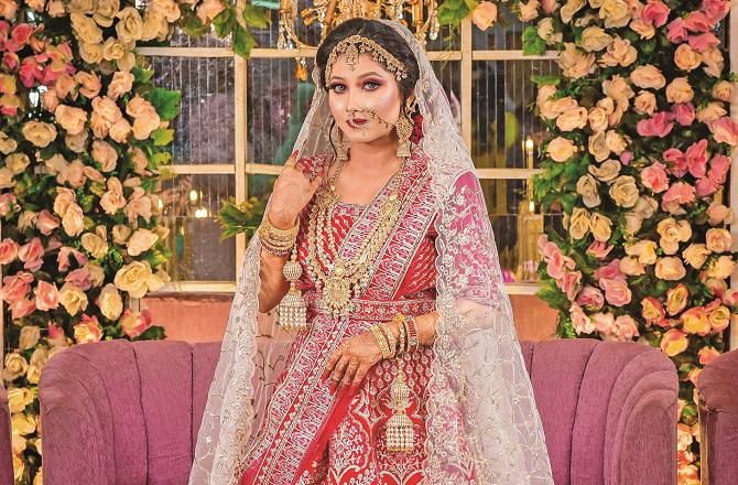 A headband adorning the head gives any bride a princess-like beauty. Photo: INN.