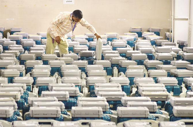 The voting machine is waiting for you at the polling booth. This picture is from an election center in Mumbai. (PTI)