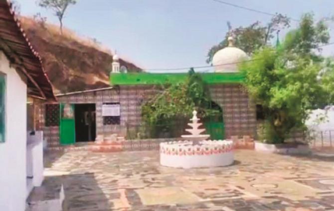 Phool Peer Shah Baba Dargah in Navi Mumbai which has been demolished. Photo: INN