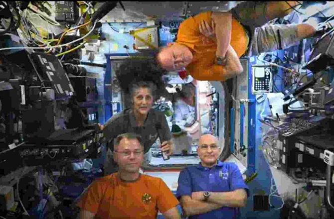 Sunita Williams and other astronauts can be seen. Photo: INN.
