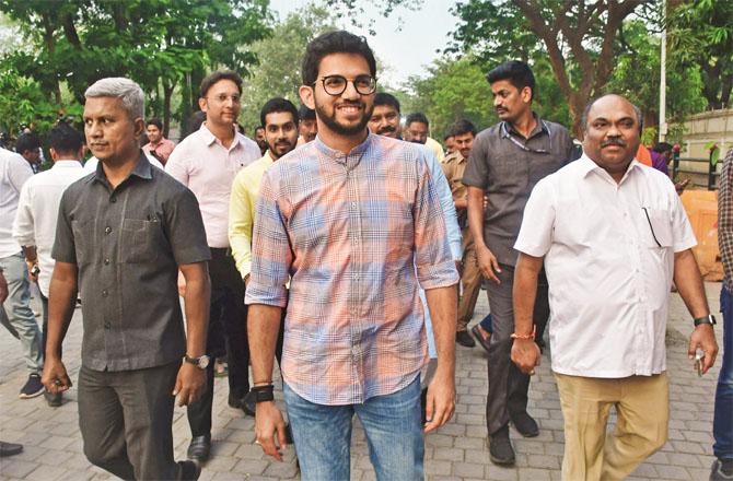 Aaditya Thackeray and other Shiv Sena leaders leaving Matoshree after the meeting. Photo: PTI